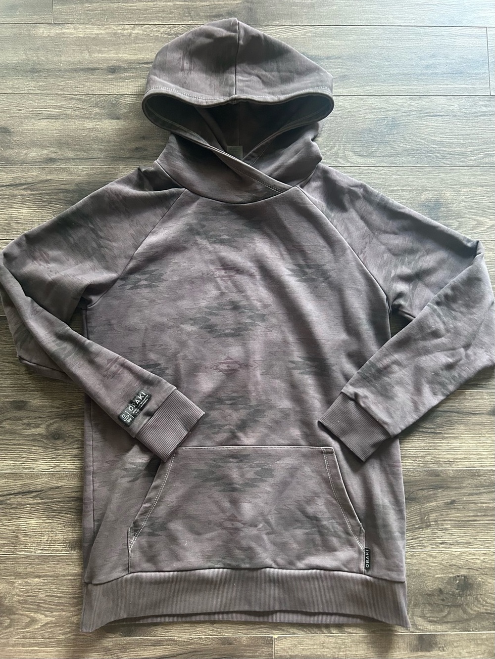 Hoodie ORAKI – Taille L 🩶